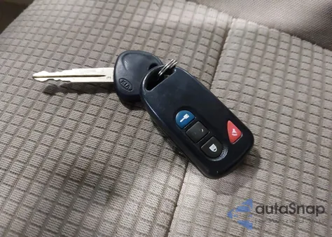 2009 Kia Sorento Lx z USA, uszkodzony, nr VIN KNDJC735195871016